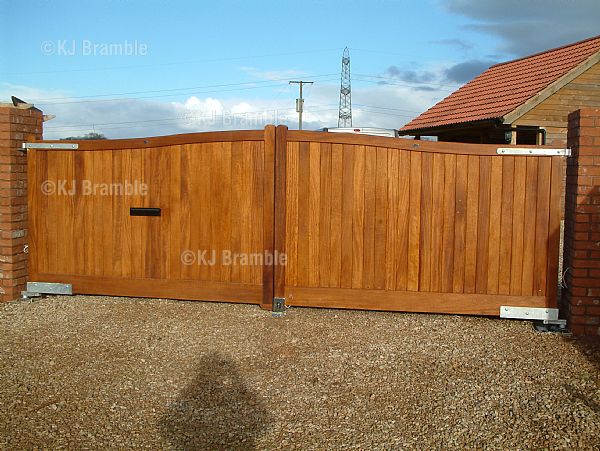 Wooden Gates,Electric,Taunton,Somerset
